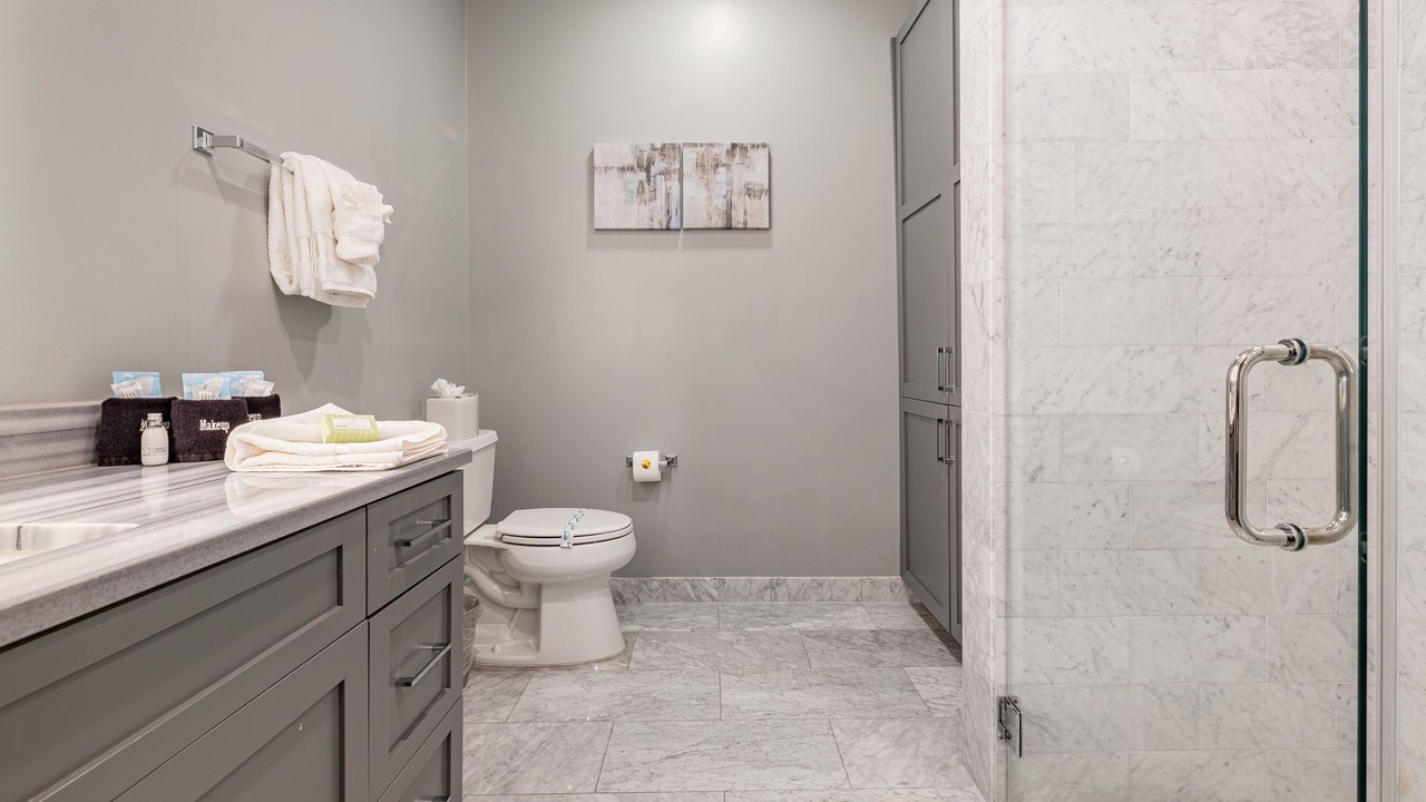 Photo of Bathroom in Central Business District