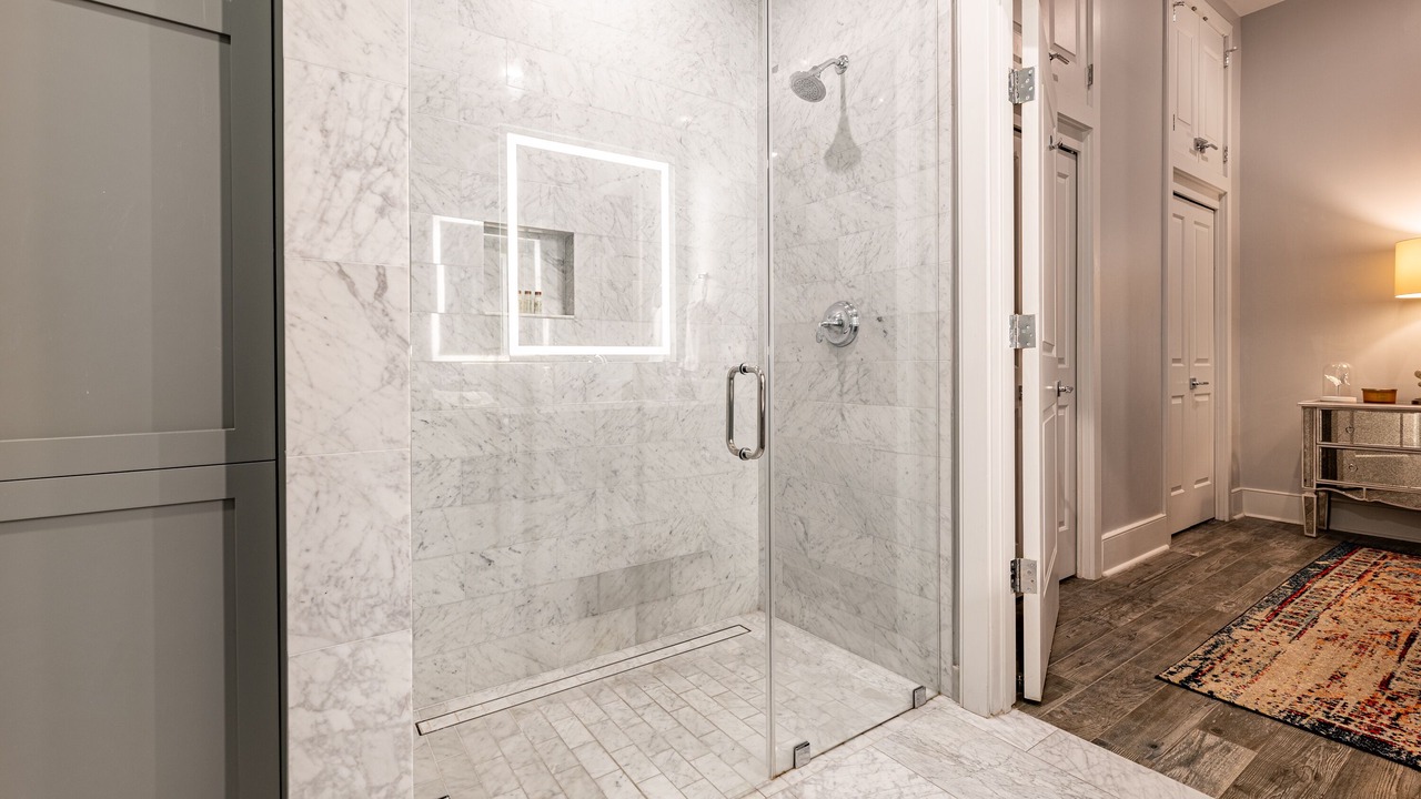 Photo of Bathroom in Central Business District