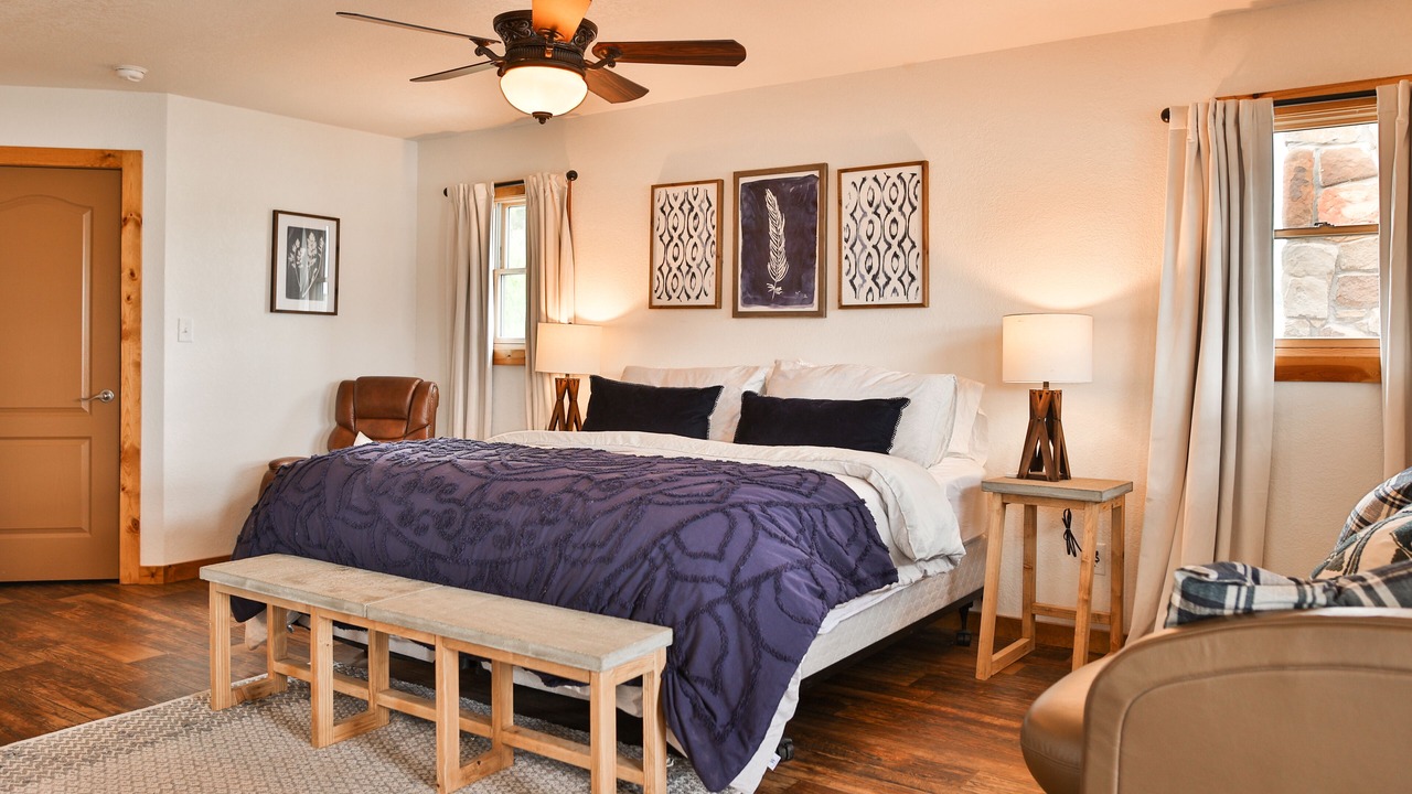 Photo of Bedroom in Gordon