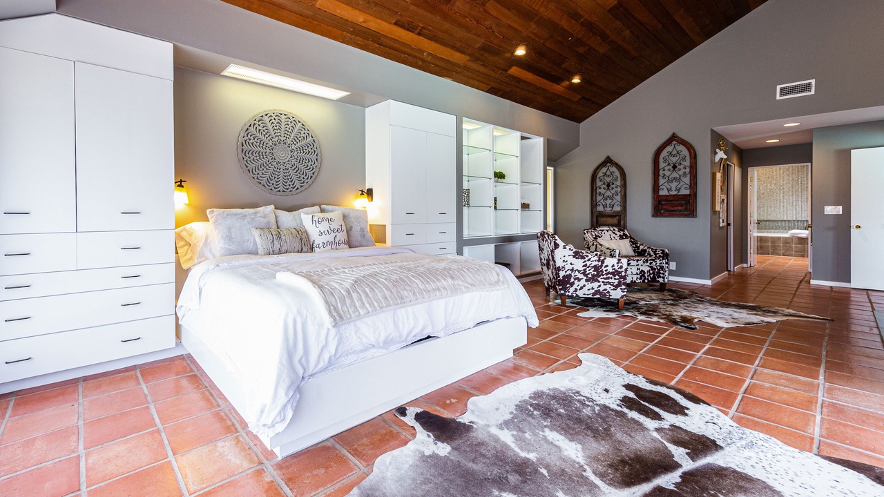 Photo of Bedroom in Cedar Creek