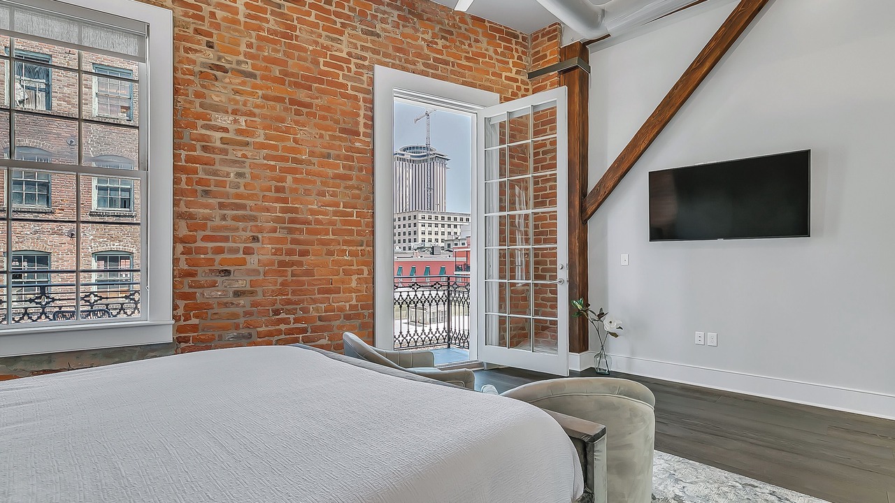 Photo of Bathroom in Central Business District