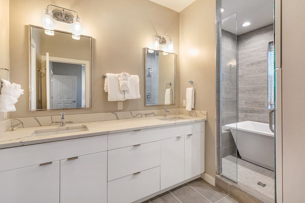 Photo of Bathroom in Mid-City