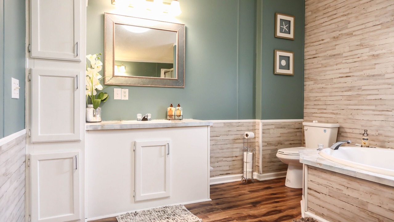 Photo of Bathroom in Carencro