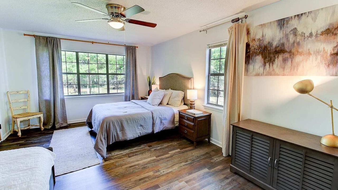 Photo of Bedroom in Shreveport