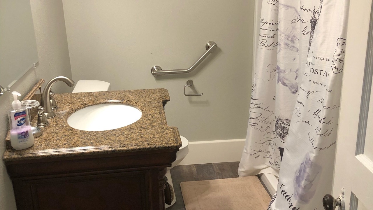 Photo of Bathroom in Houma
