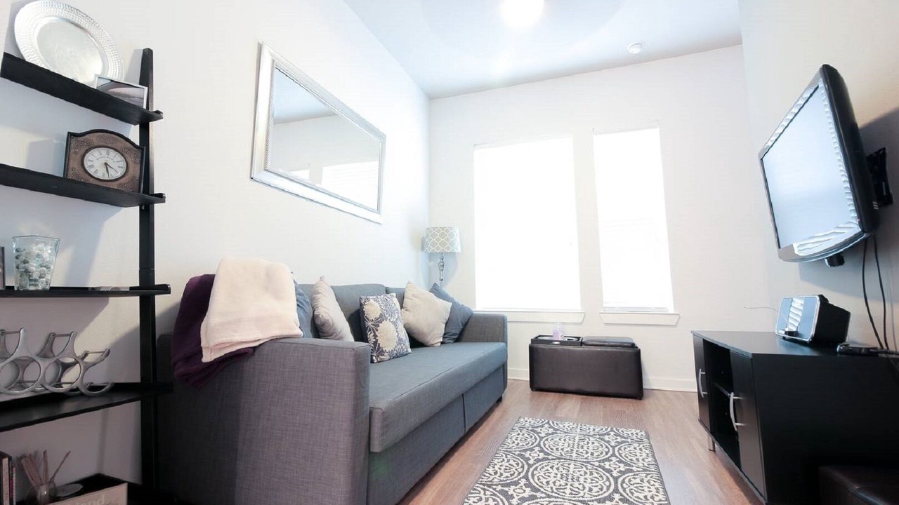 Photo of Bedroom in Barton Heights