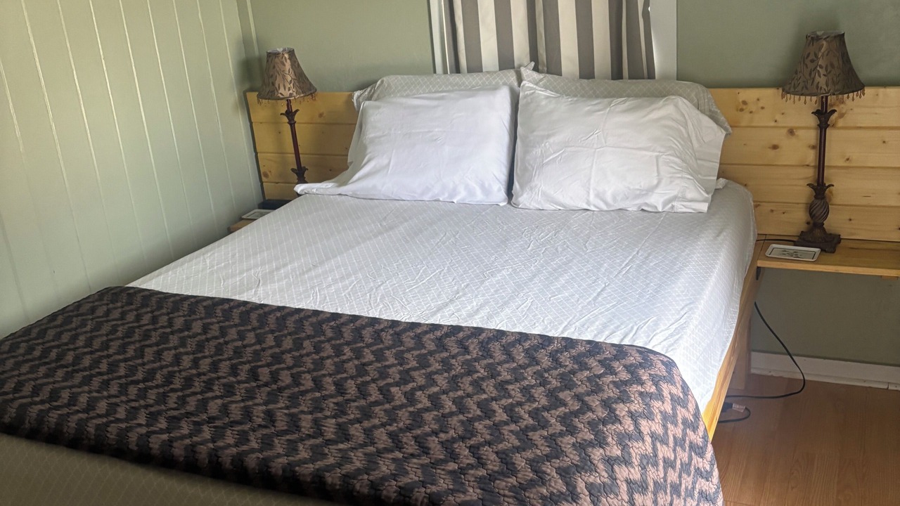 Photo of Bedroom in Junction