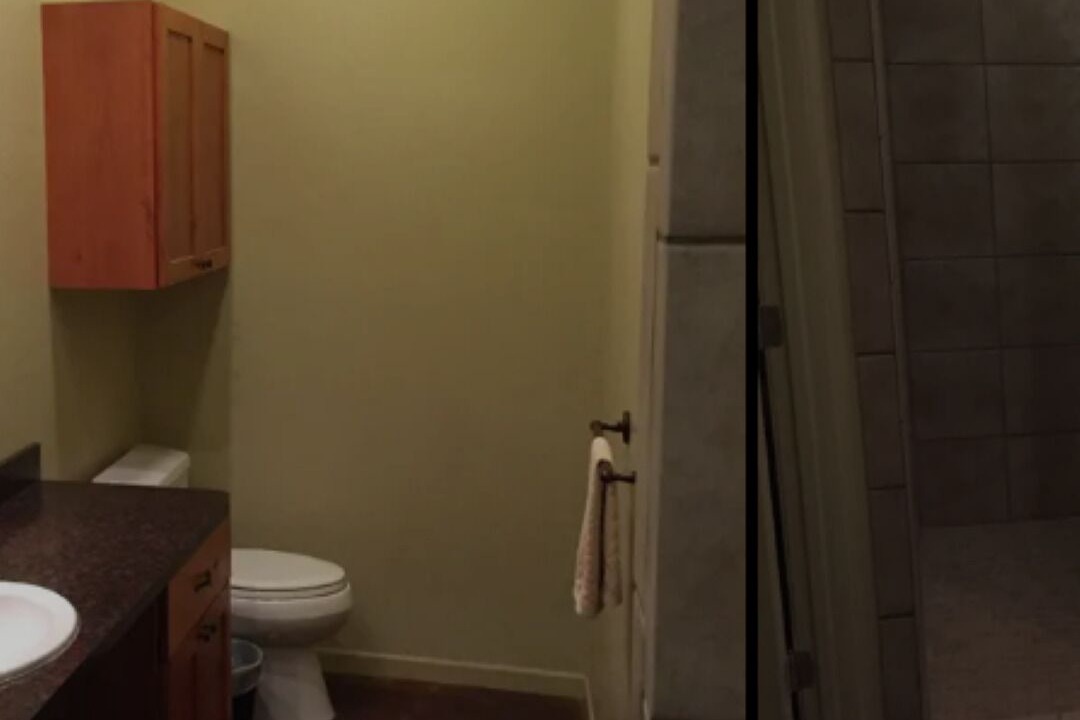 Photo of Bathroom in Junction