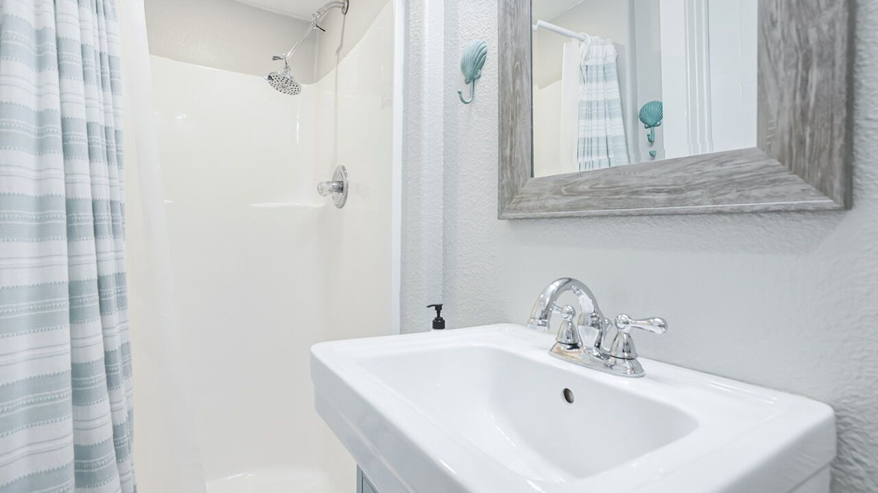 Photo of Bathroom in Crystal Beach