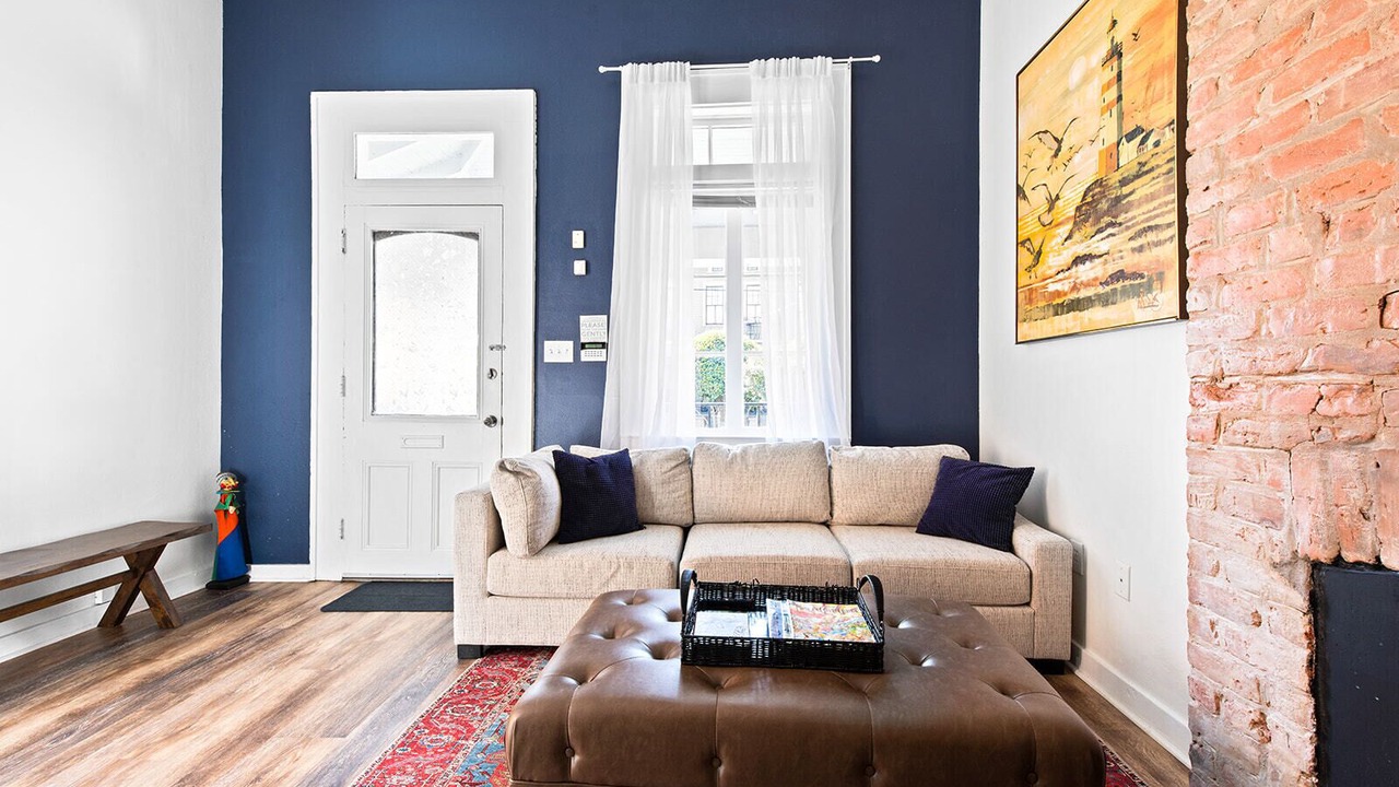 Photo of Livingroom in Lower Garden District