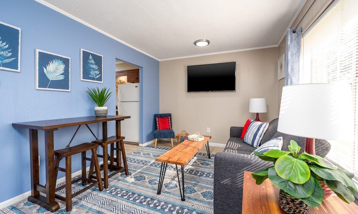 Photo of Livingroom in Pineville