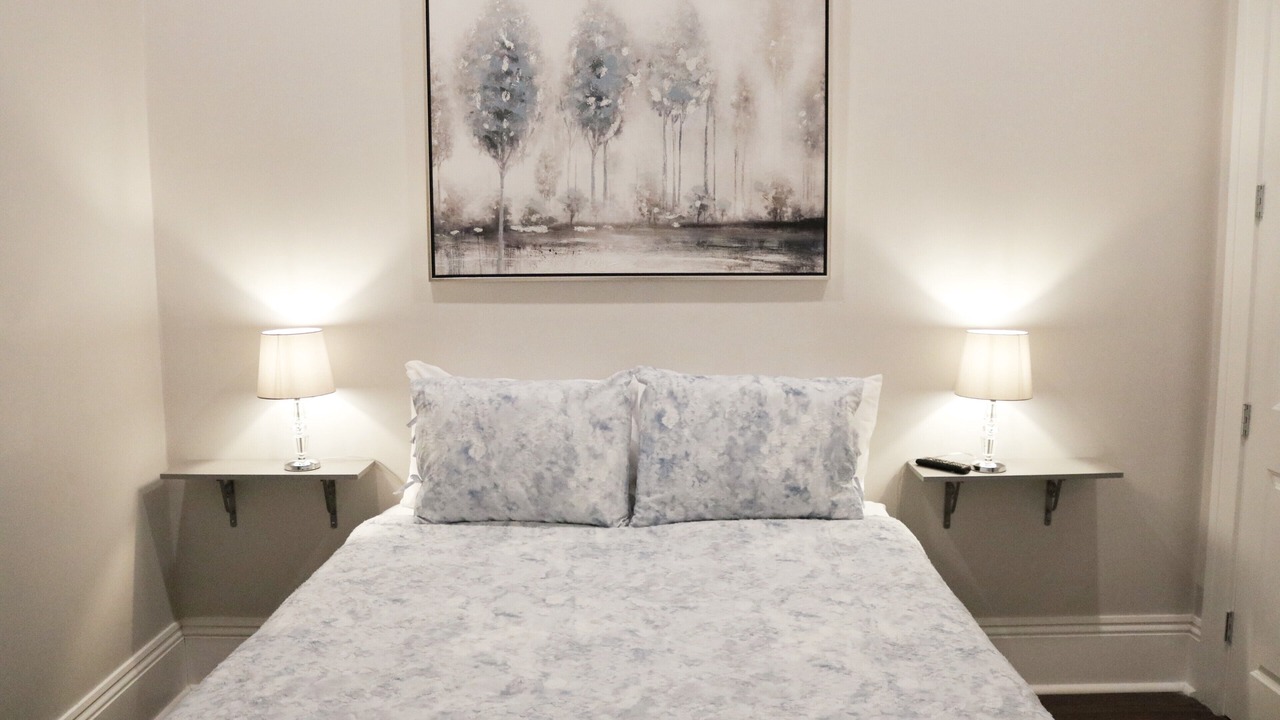 Photo of Bedroom in Lower Garden District