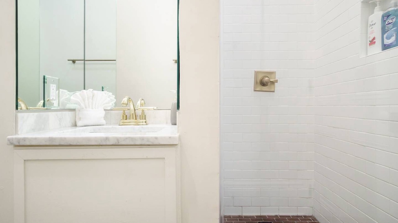 Photo of Bathroom in Treme