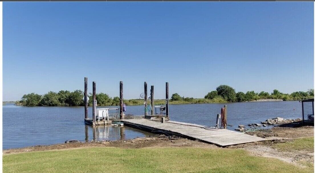 Photo of Outdoor in Hackberry