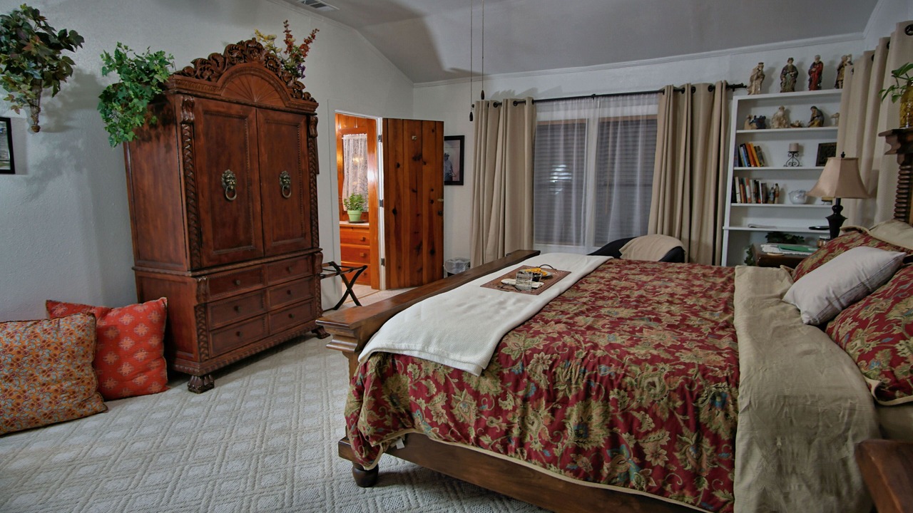 Photo of Bedroom in Glen Rose