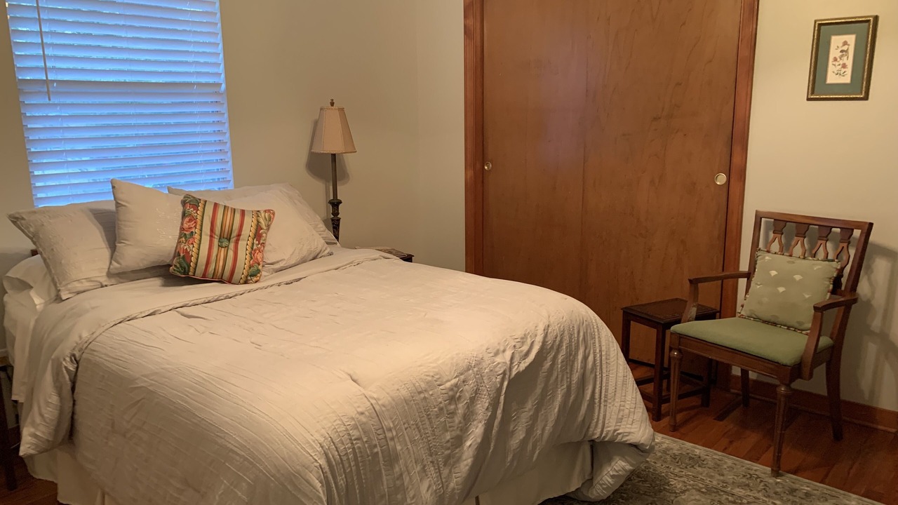 Photo of Bedroom in Biloxi
