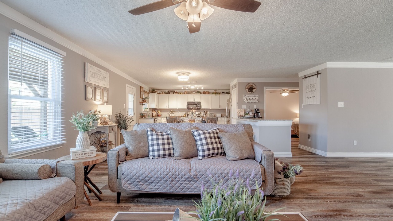 Photo of Livingroom in Grand Prairie