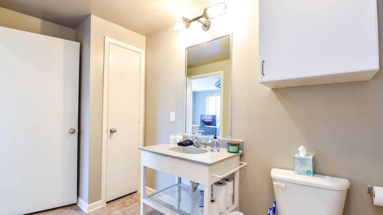 Photo of Bathroom in Legacy Park