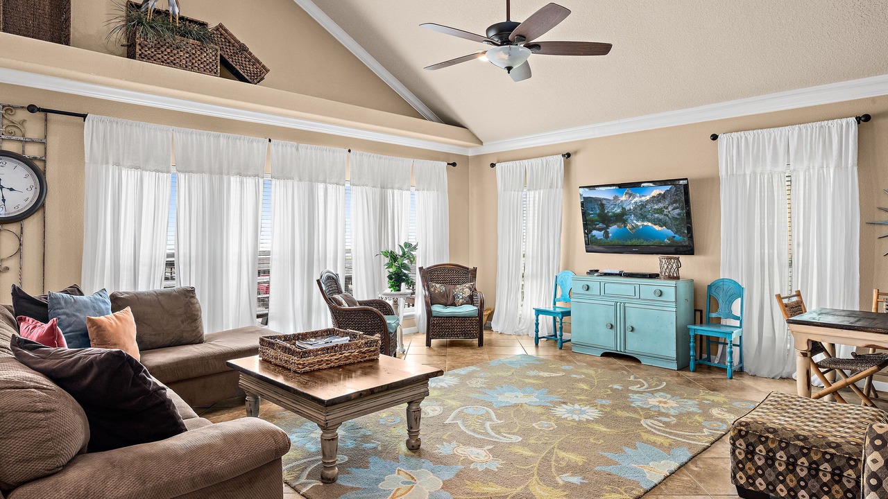 Photo of Livingroom in Surfside Beach