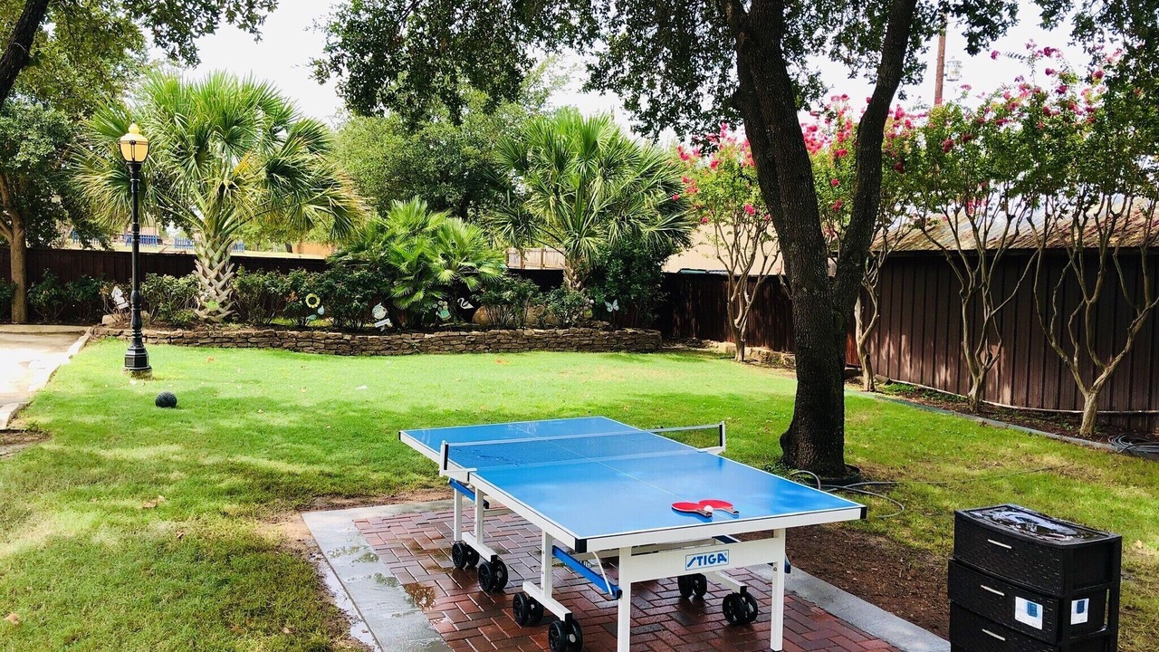 Photo of Outdoor in McNeil