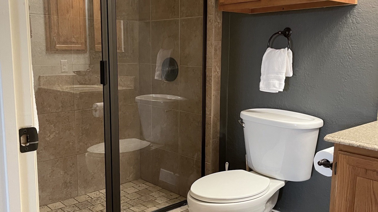 Photo of Bathroom in Highland Lake Estates