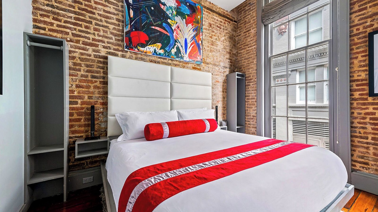 Photo of Bedroom in Central Business District