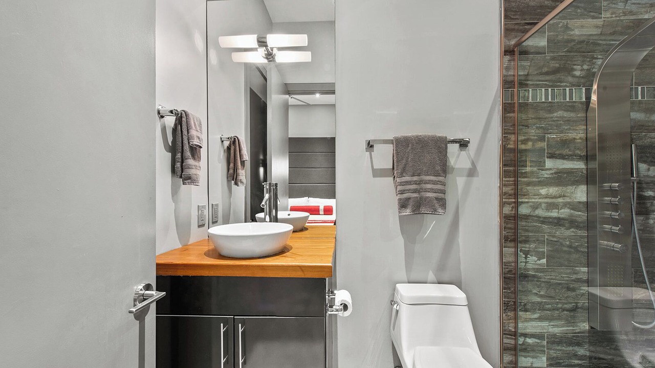 Photo of Bathroom in Central Business District