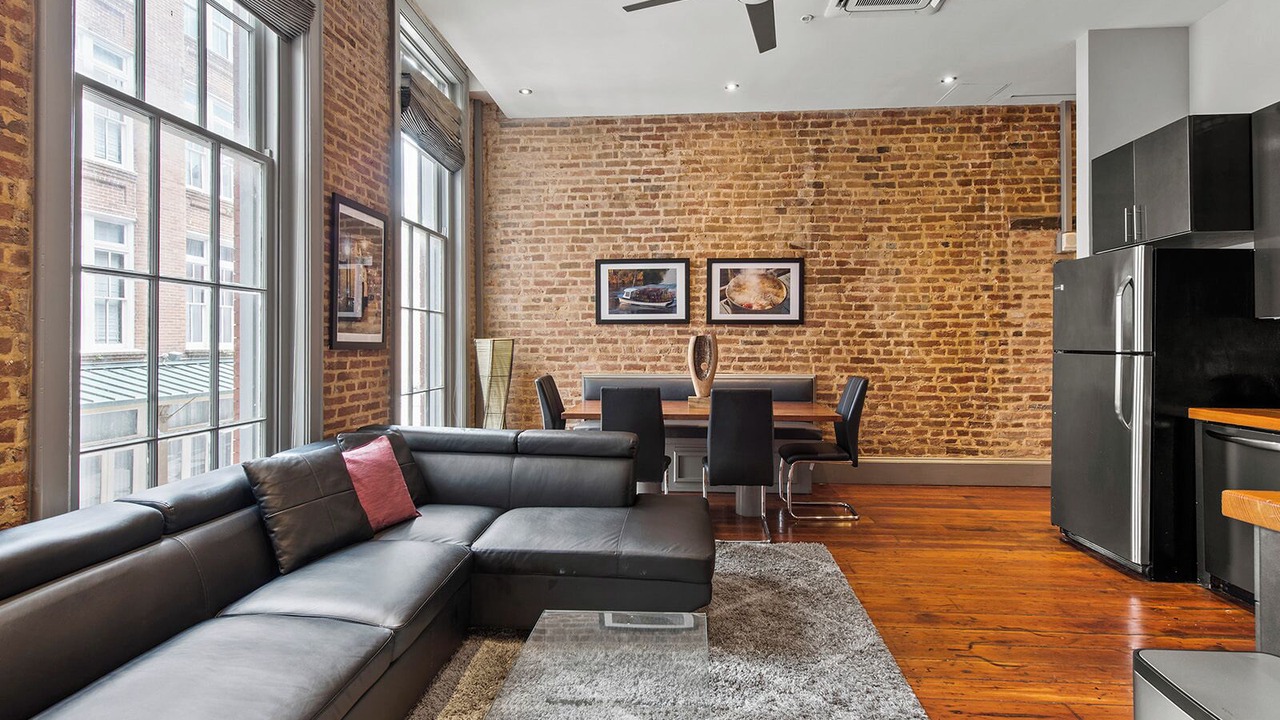 Photo of Livingroom in Central Business District