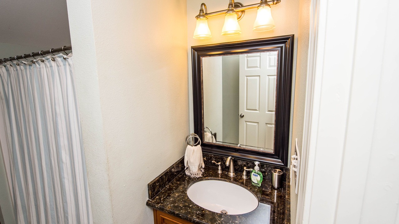 Photo of Bathroom in Chauvin