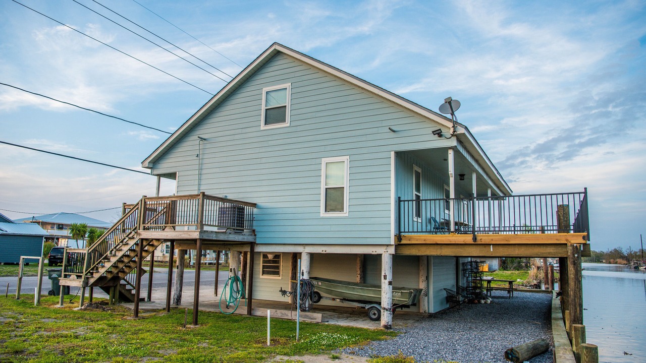 Photo of Outdoor in Chauvin
