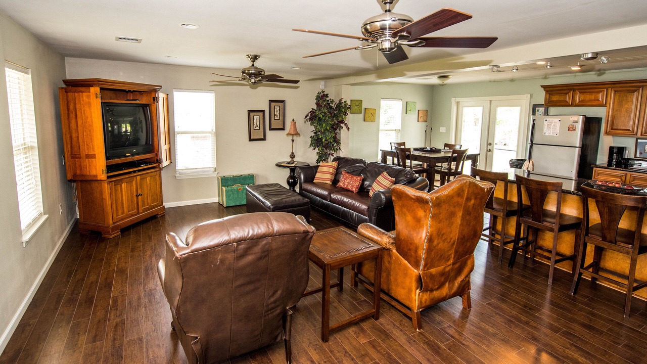 Photo of Livingroom in Chauvin