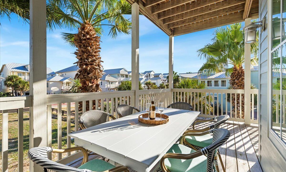 Photo of Patio Balcony in Cinnamon Shore