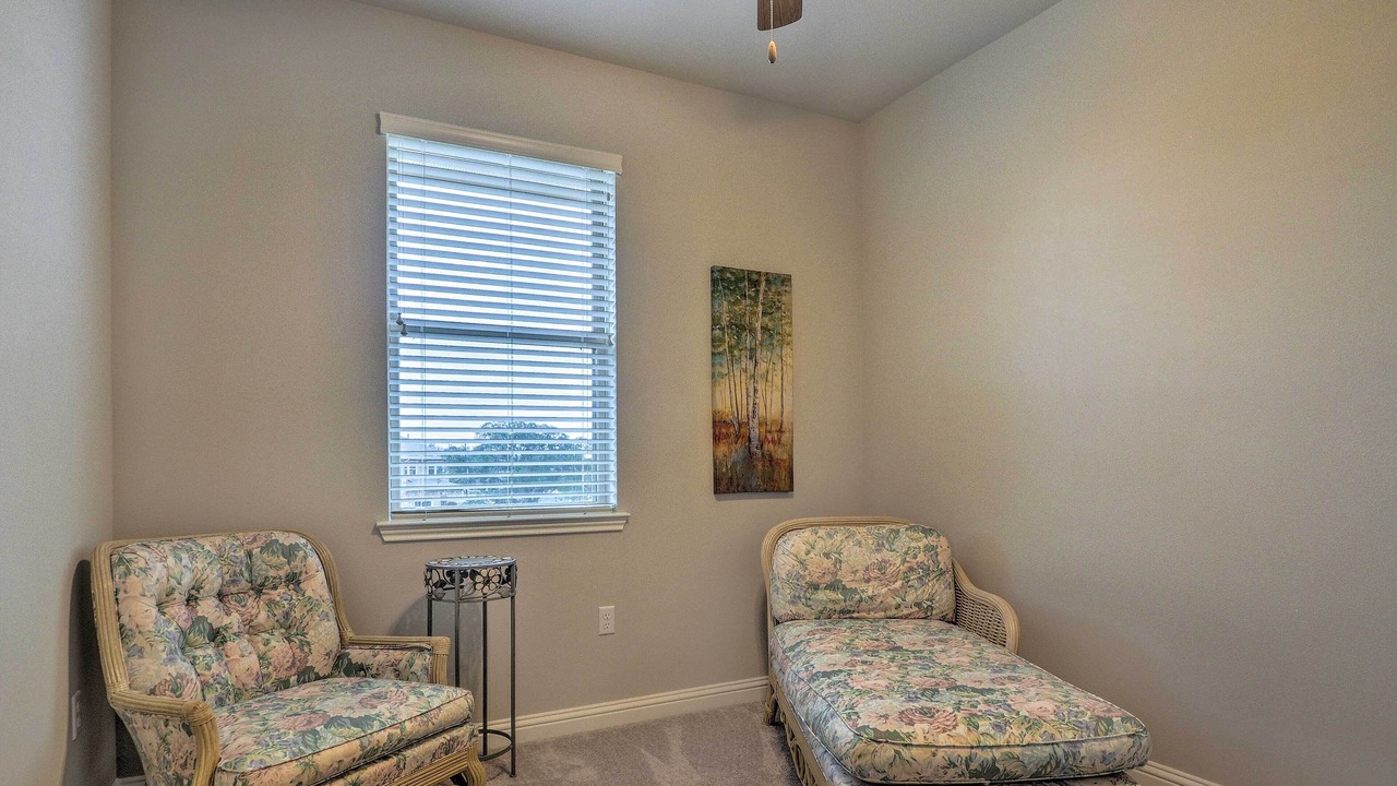Photo of Bedroom in McNeil