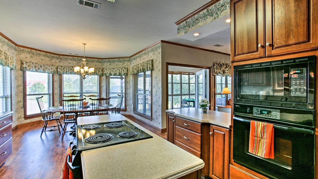 Photo of Kitchen in Lake Catherine