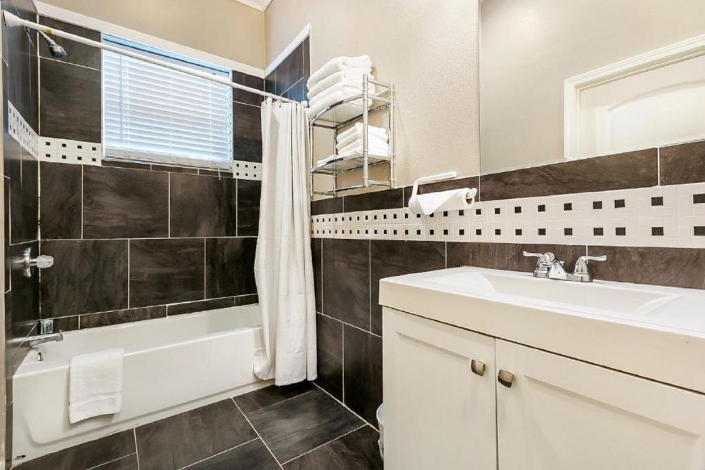 Photo of Bathroom in Faubourg Lafayette