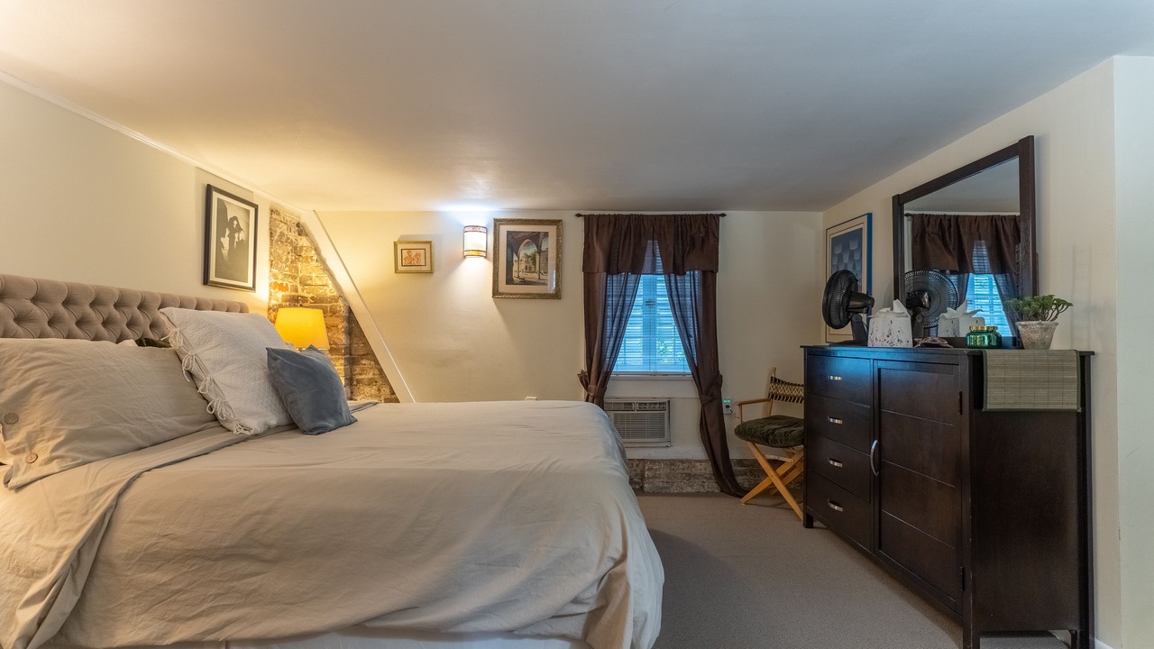 Photo of Bedroom in Audubon