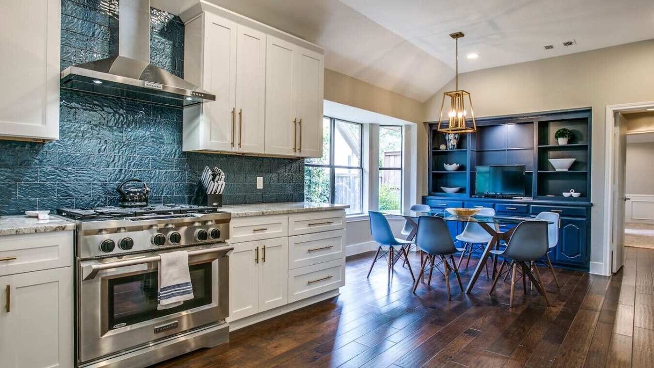 Photo of Kitchen in Park Central