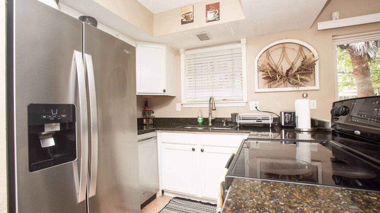 Photo of Kitchen in Tall Timbers - Brechtel