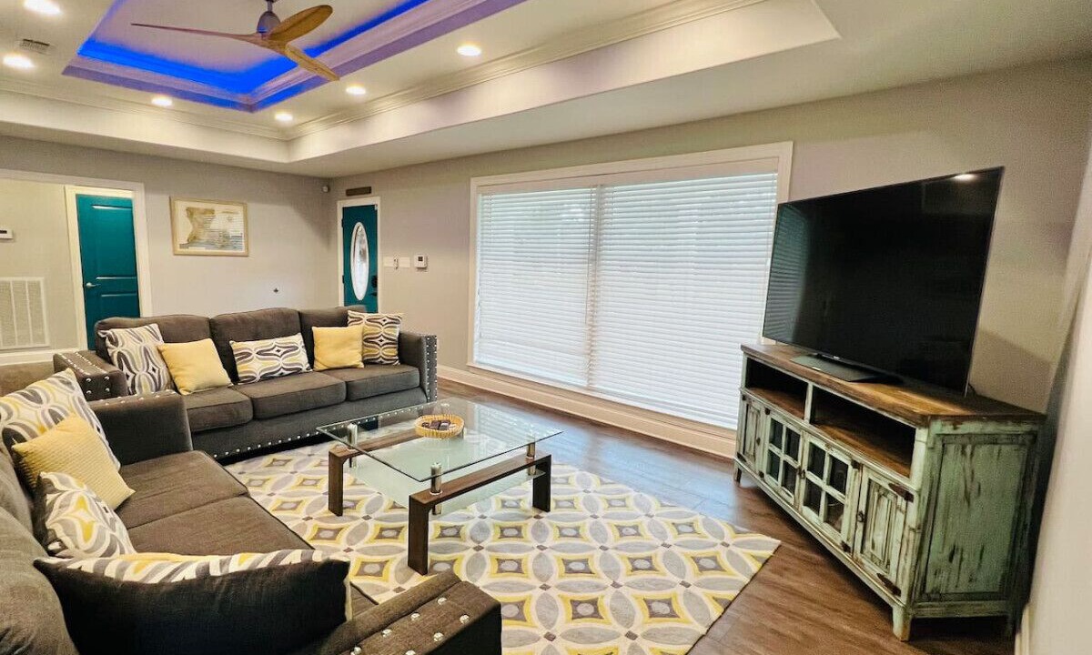 Photo of Livingroom in Fillmore