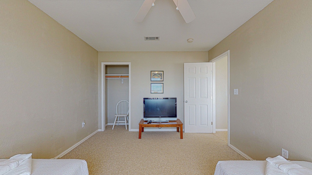 Photo of Bedroom in Galveston