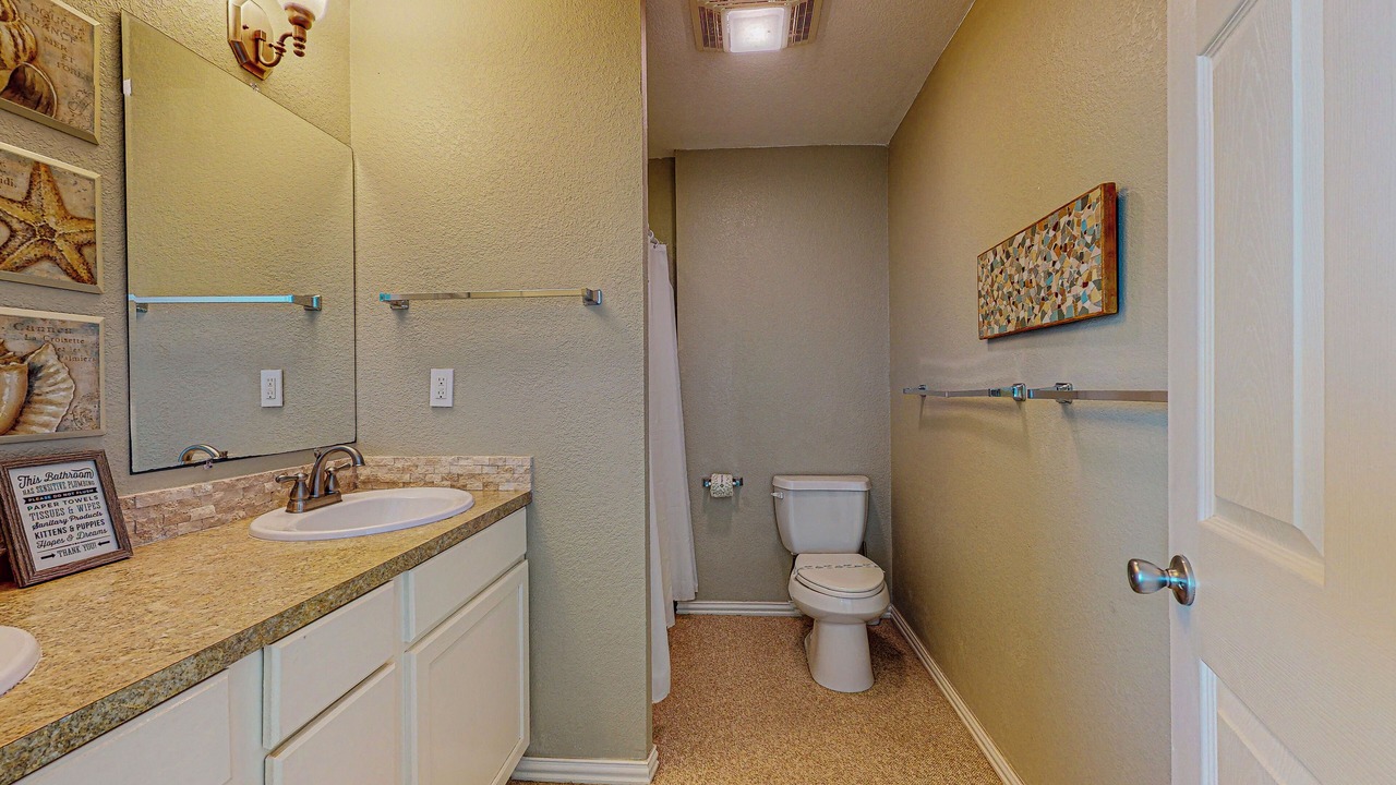 Photo of Bathroom in Galveston