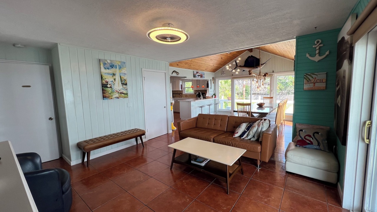 Photo of Livingroom in Clear Lake Shores