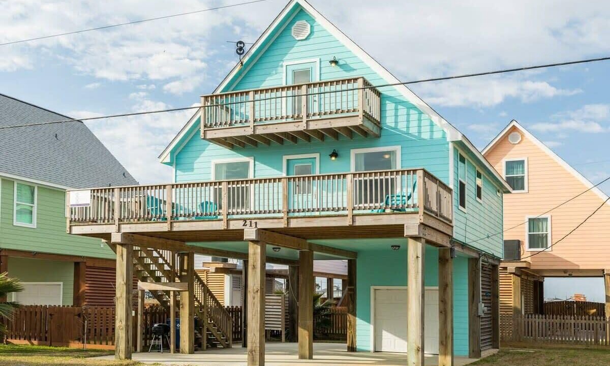 Photo of Others in Surfside Beach
