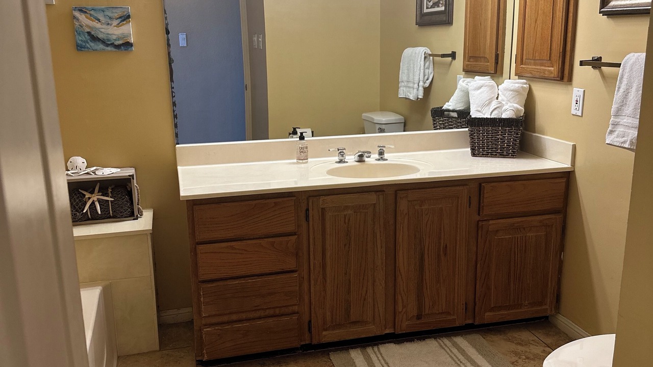 Photo of Bathroom in Highland Lake Estates