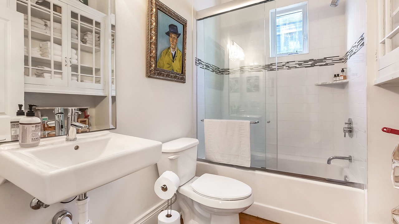 Photo of Bathroom in Audubon