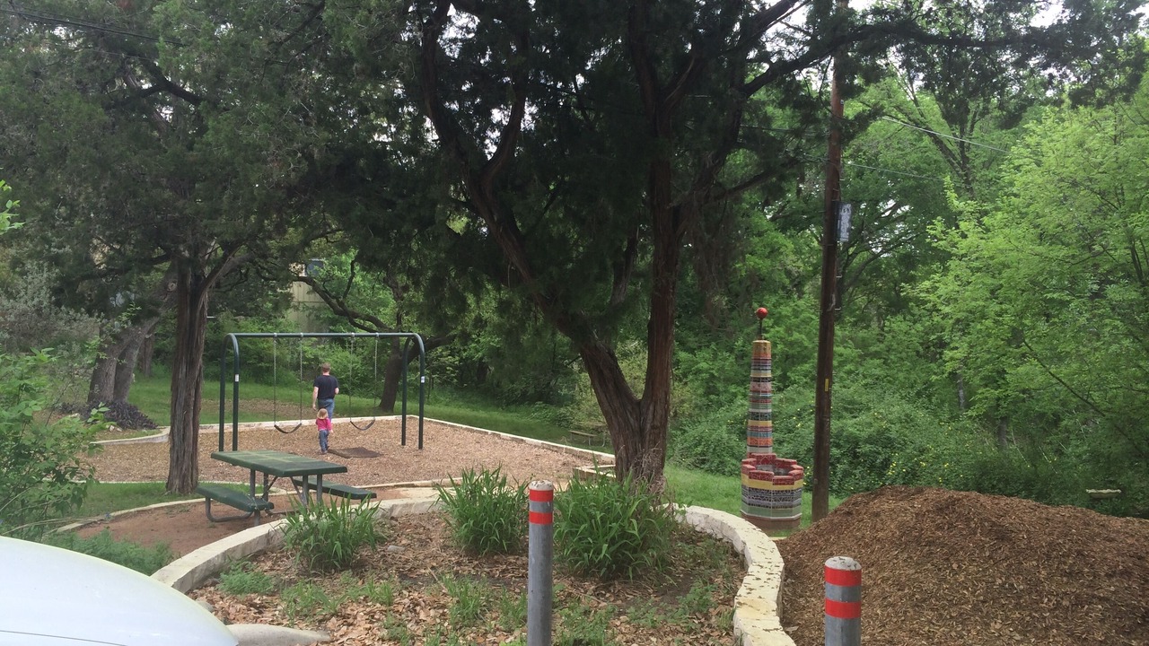 Photo of Others in Bouldin