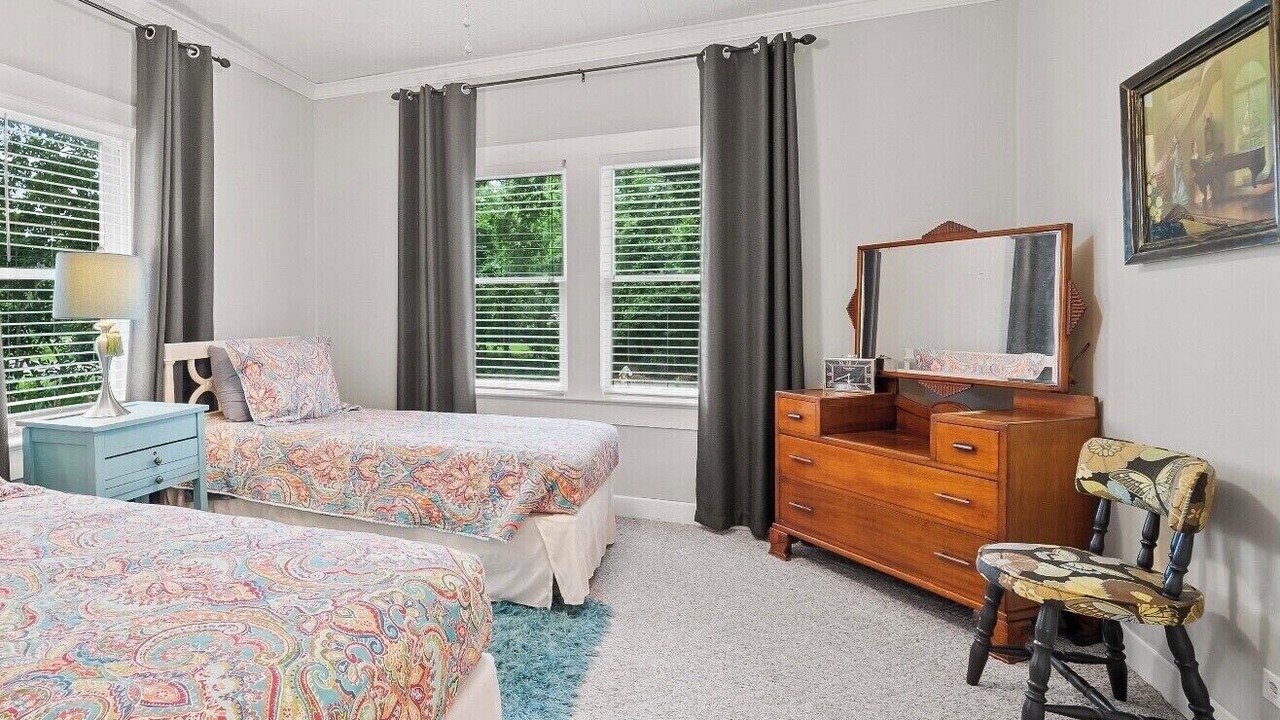 Photo of Bedroom in Abbeville