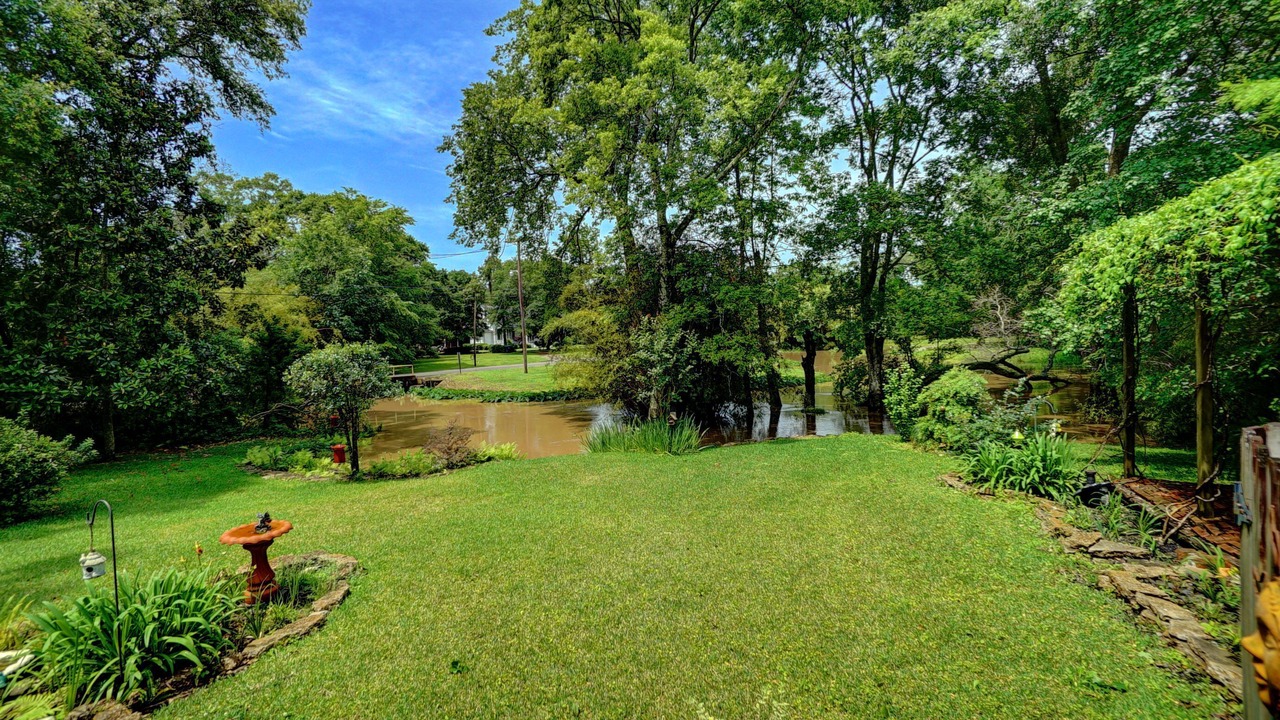Photo of Outdoor in Abbeville