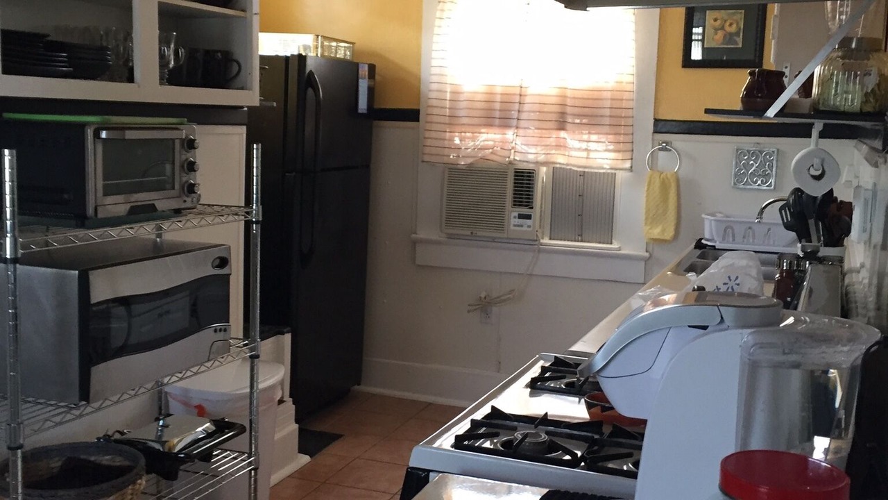 Photo of Kitchen in Algiers Point