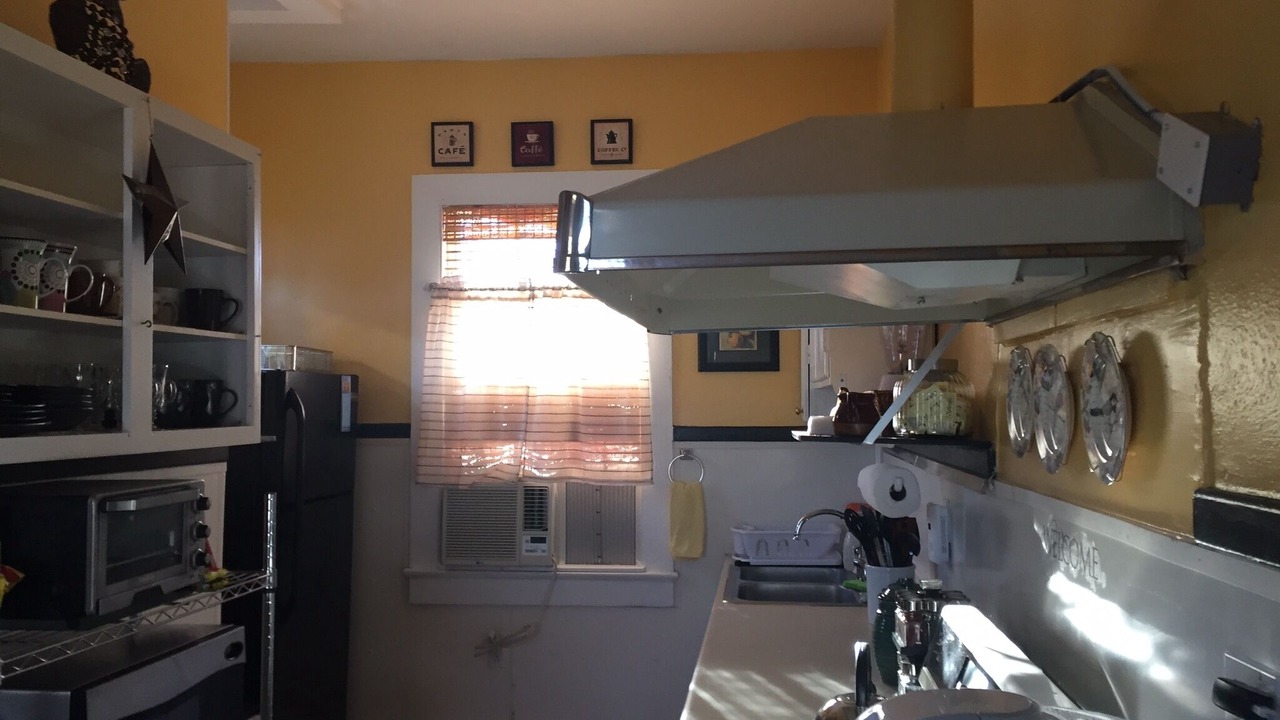 Photo of Kitchen in Algiers Point